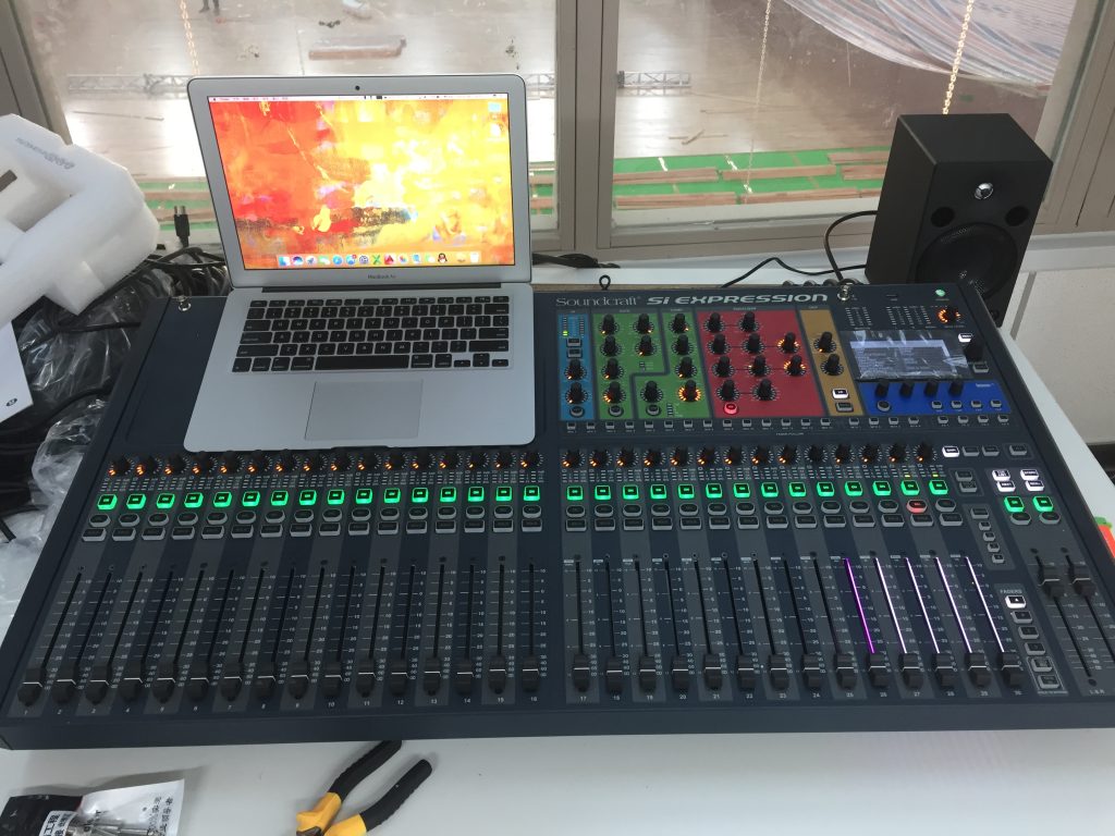 山東管理學(xué)院文體中心插圖4