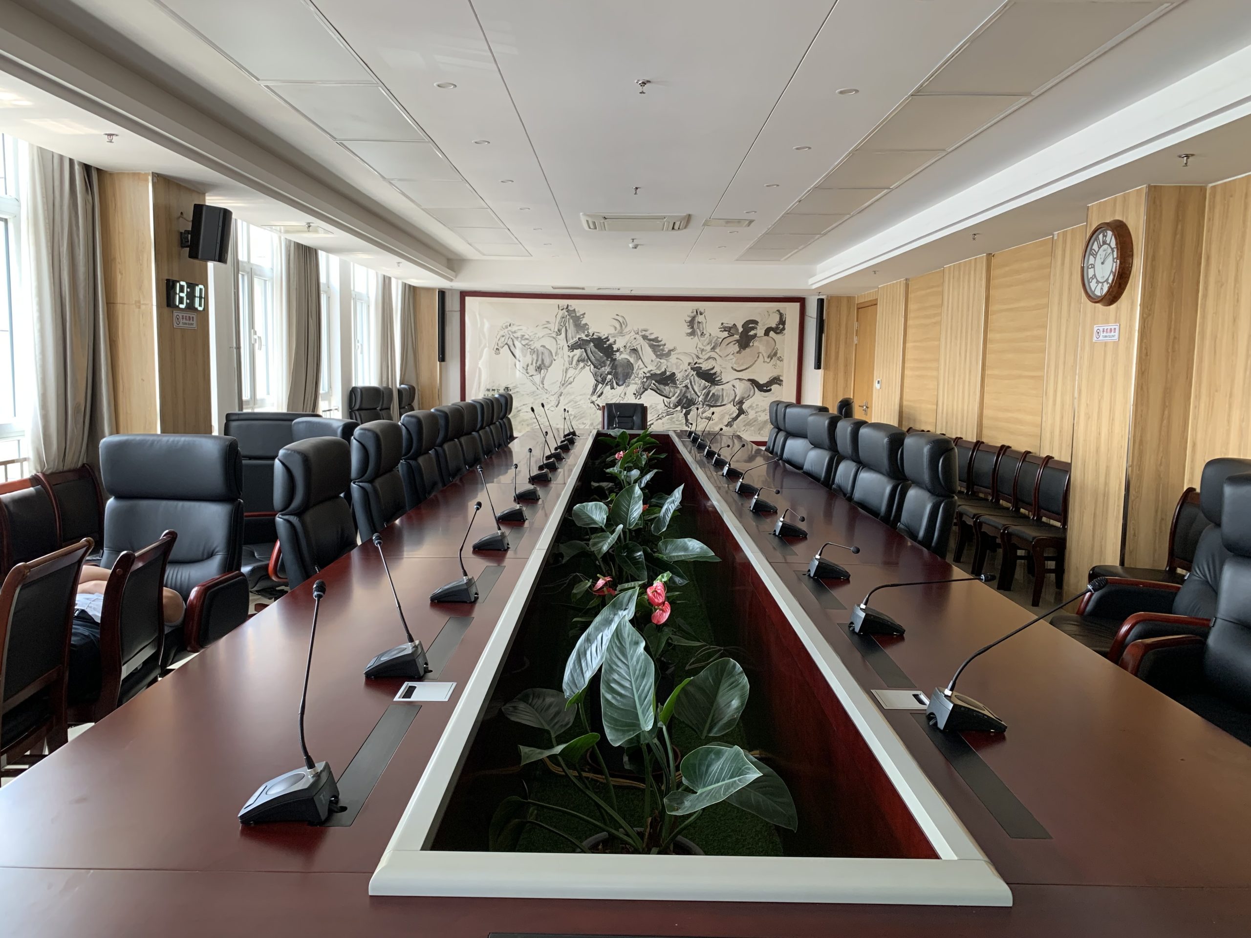 濟(jì)南國際機(jī)場第一會議室