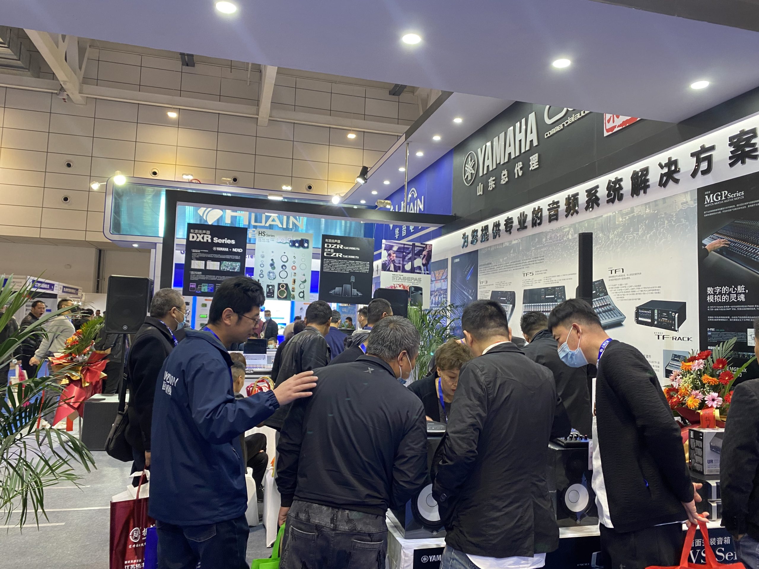 山東酷影參加22屆濟(jì)南國(guó)際公共安全防范產(chǎn)品暨智慧警務(wù)創(chuàng)新應(yīng)用技術(shù)博覽會(huì)